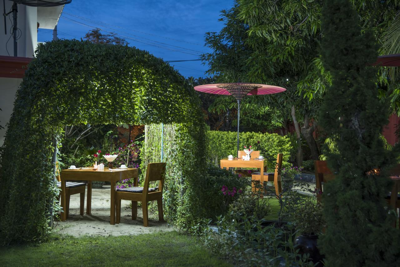 Crown Prince Hotel Bagan Dış mekan fotoğraf